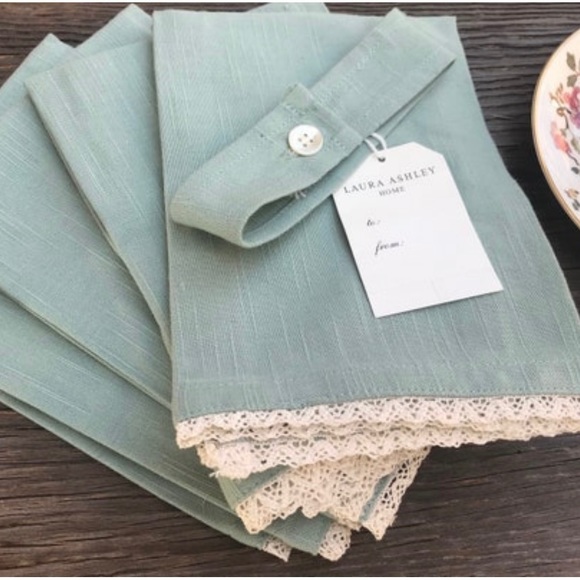 Y2K, Laura Ashley Set of 4 Cloth Dinner Napkins, Green, New with tags. - Picture 2 of 8